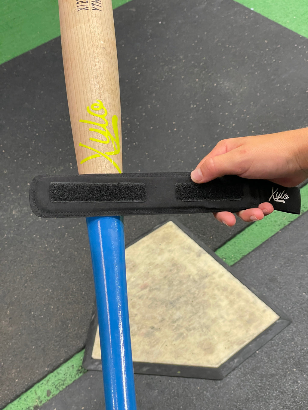 Xylo Weighted Bat Trainer – Baseball & Softball Swing Training