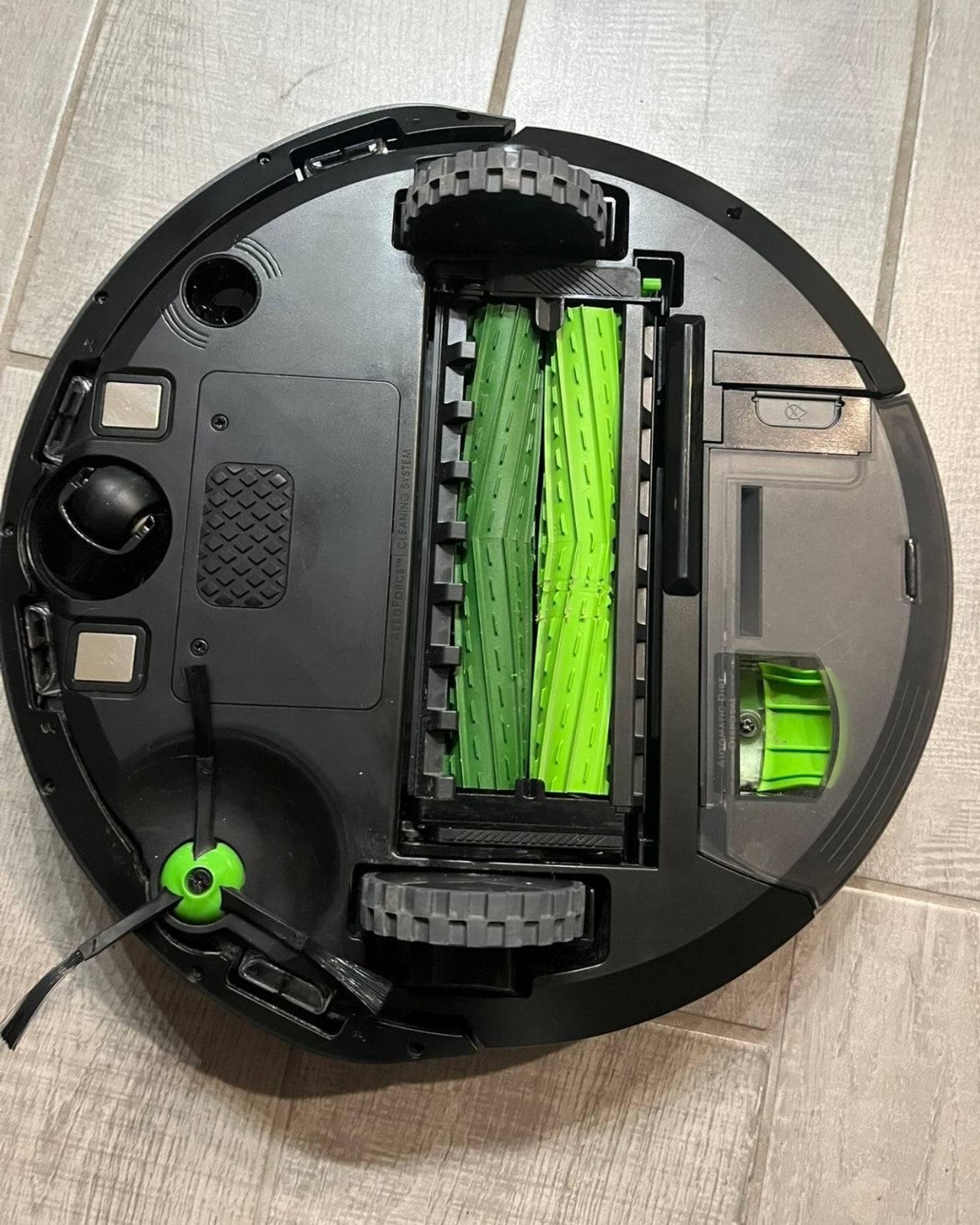 iRobot Roomba Combo i5+ Robot Vacuum & Mop — Used, Great Condition