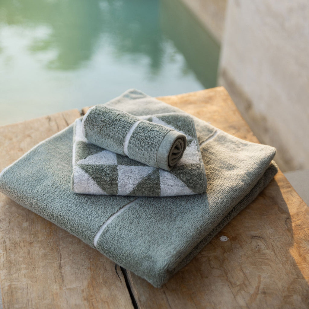 Umbra Australian Cotton Towels – 600 GSM | Italic